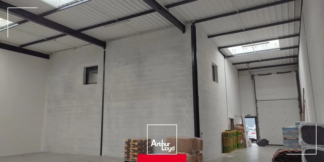 A louer - LOCAL D'ACTIVITE a378 m2 - GENAY