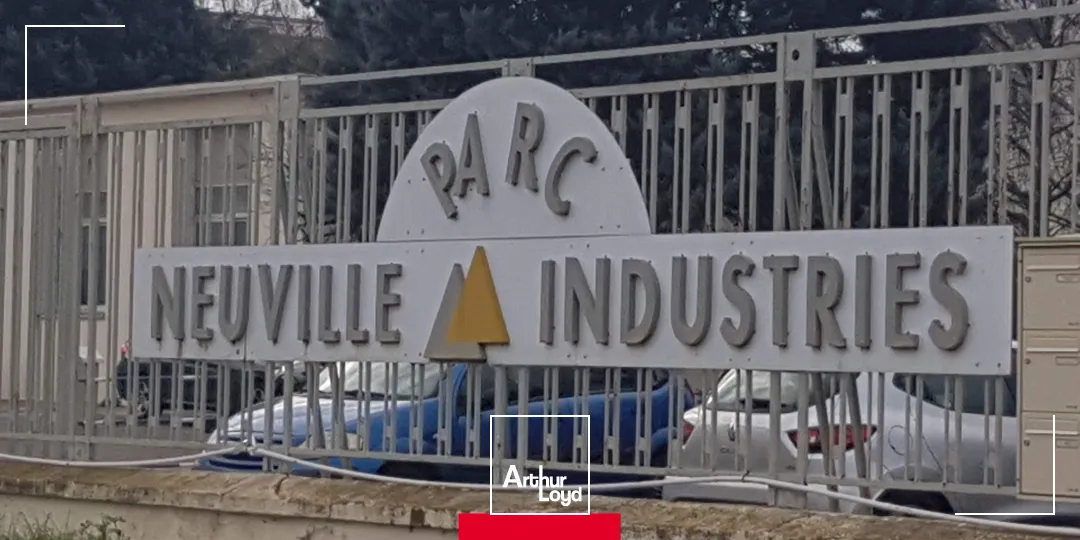 NEUVILLE SUR SAÔNE | LOCAUX D'ACTIVITE A LOUER