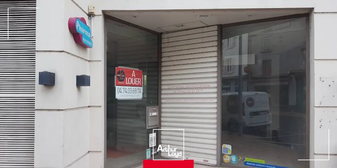 A louer - Local commercial - Villefranche centre