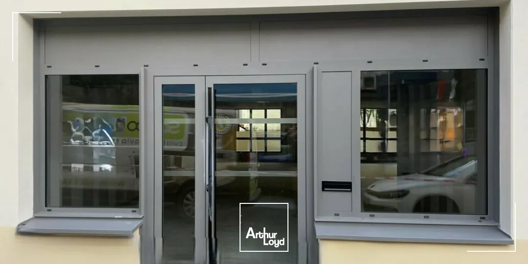 A LOUER LOCAL COMMERCIAL DE 124 m² - CENTRE VILLE - LA ROCHE SUR YON 