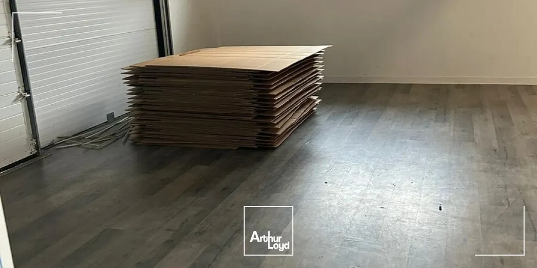 Local d'activité à louer - 300m² - Zone d'activités des 2 Moulins - PLOEREN