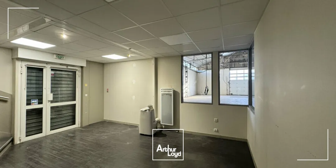 EMPLACEMENT NUMÉRO 1 : LOCAL COMMERCIAL / NDUSTRIEL À VENDRE - GRAVESON 