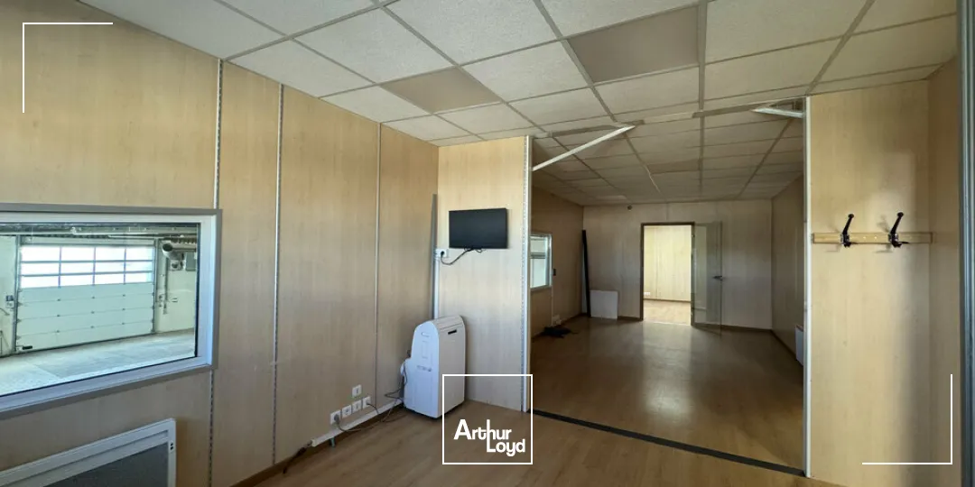 EMPLACEMENT NUMÉRO 1 : LOCAL COMMERCIAL / NDUSTRIEL À VENDRE - GRAVESON 