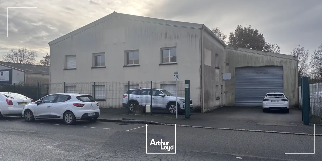 Bâtiment d’activité indépendant à louer à Sainte-Luce-sur-Loire avec entrepôt