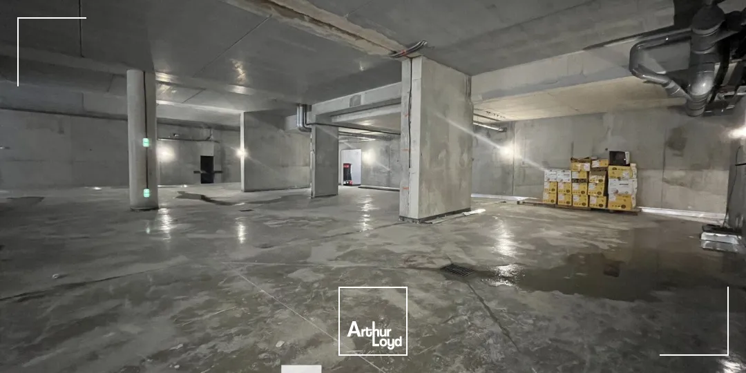 A vendre - Cellule d'activités neuf, idéalement situés - Villeurbanne