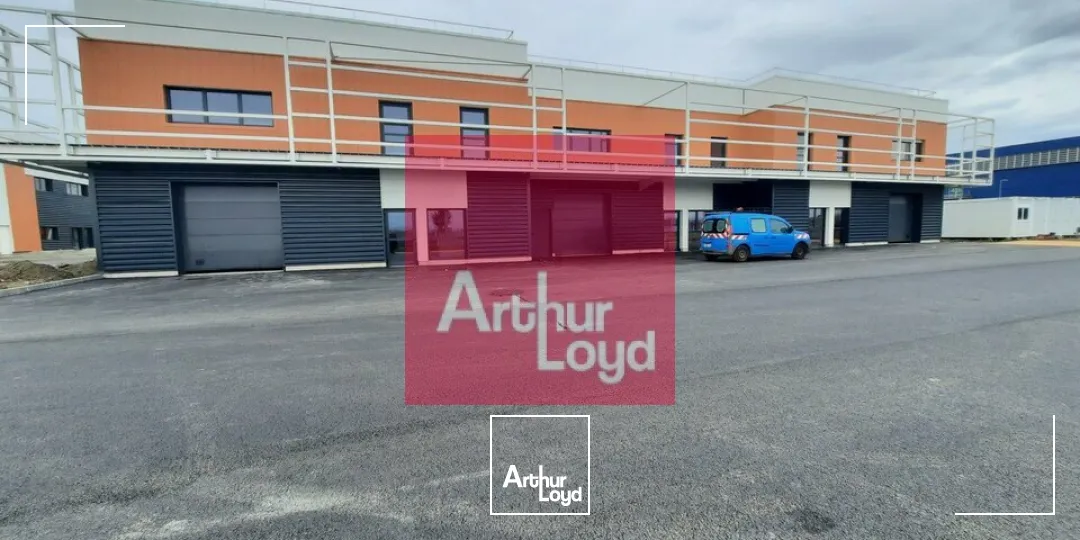 CLERMONT-FERRAND ZONE DES GRAVANCHES A LOUER LOCAL ACTIVITE 325 M² - PROGRAMME NEUF - 