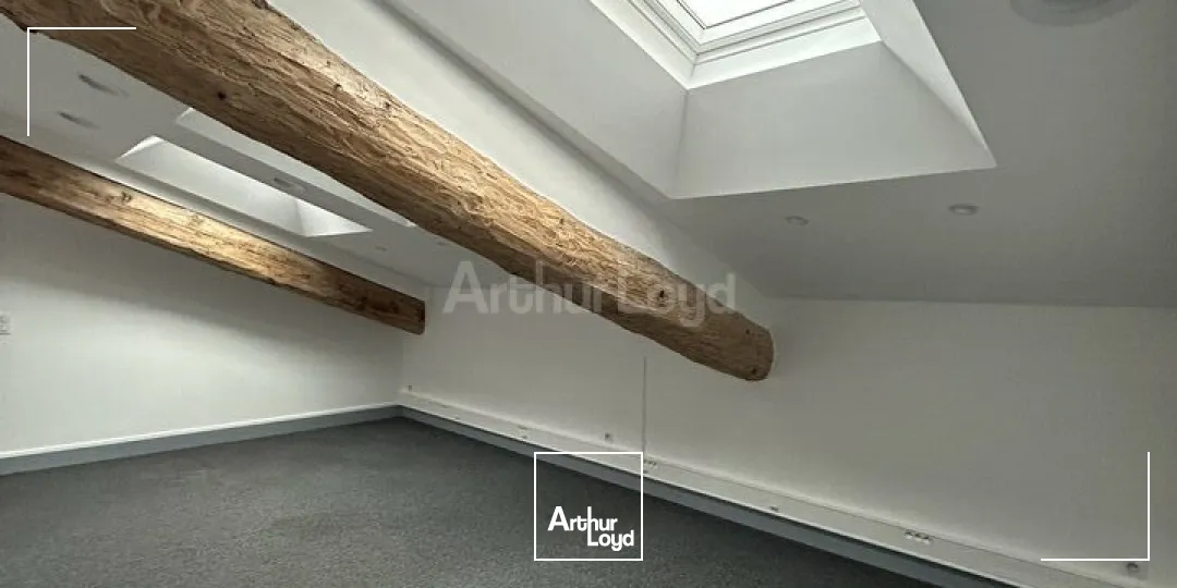 BUREAUX à LOUER de 154 m²