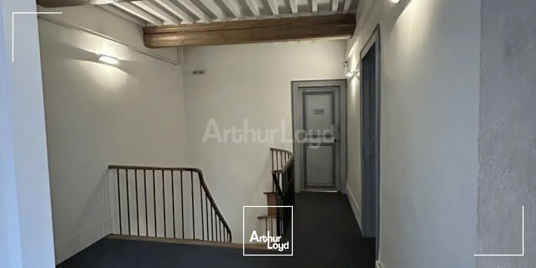 BUREAUX à LOUER de 154 m²