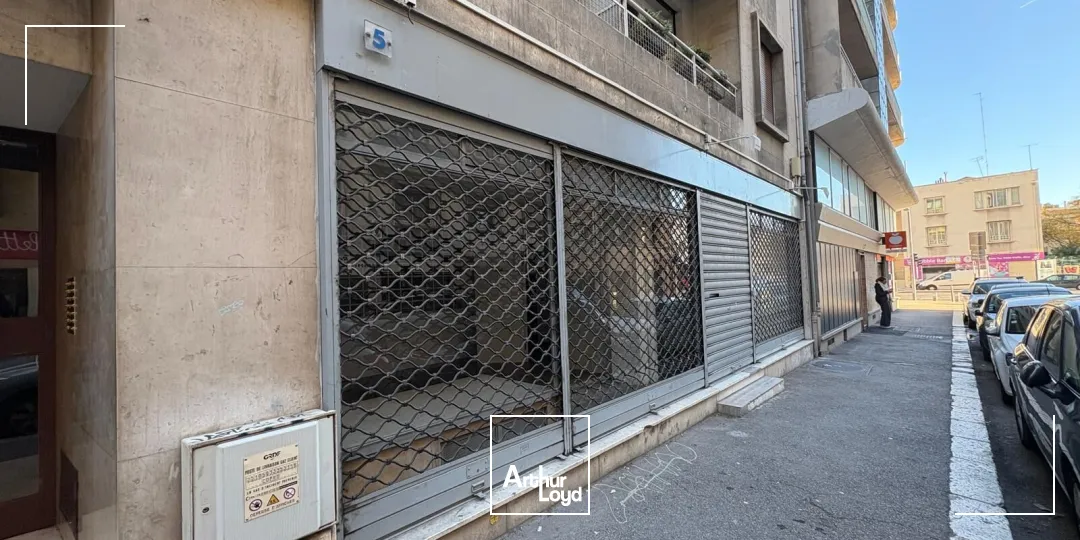 Locaux commerciaux/Bureaux à louer - 5 Avenues - 13004 Marseille