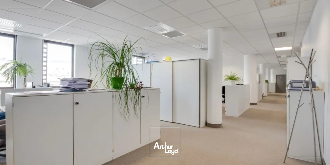 Bureaux à louer - La Joliette - 13002 Marseille