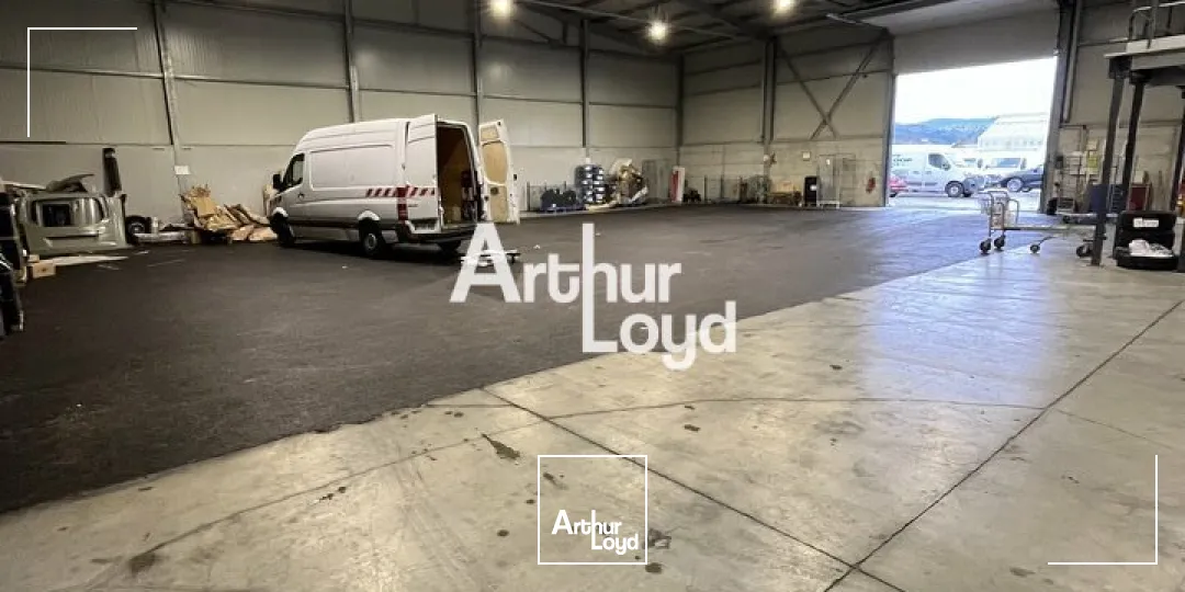Locaux mixtes 600 m² - La Roquette sur Siagne