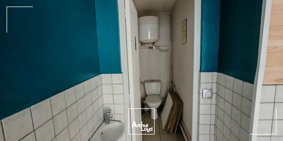 A Louer - Local commercial d'environ 30m2 avec vitrine secteur Jean Jaurès