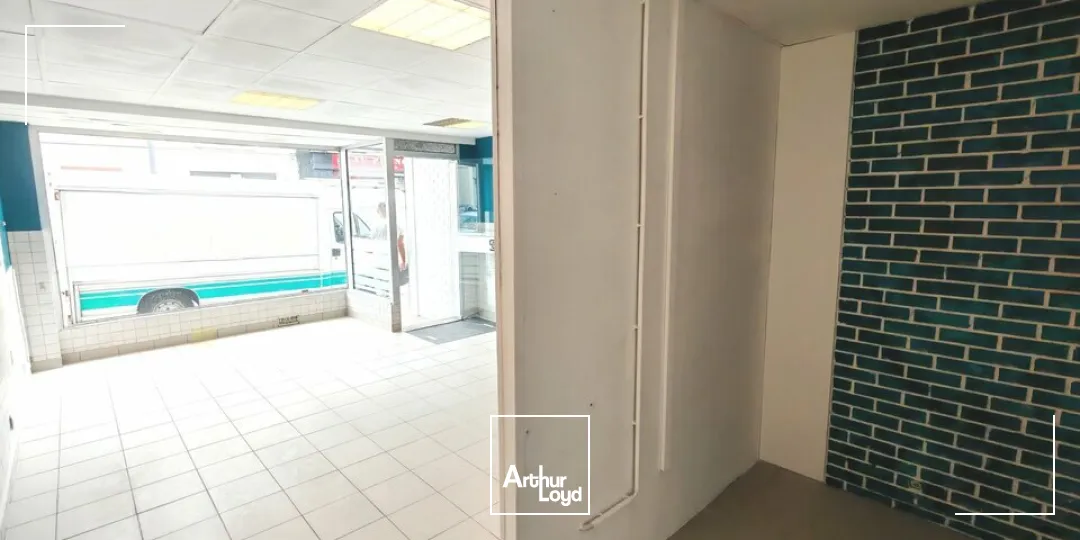 A Louer - Local commercial d'environ 30m2 avec vitrine secteur Jean Jaurès