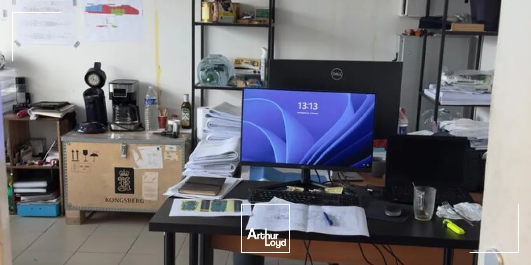 Local d’activités en location à Saint-Brevin-les-Pins avec stockage extérieur