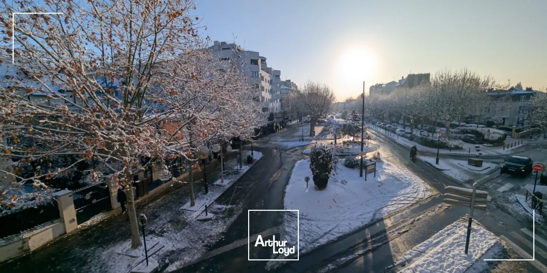 BUREAUX A LOUER MEUBLÉS - TRIPLEX - ENGHIEN-LES-BAINS (95)