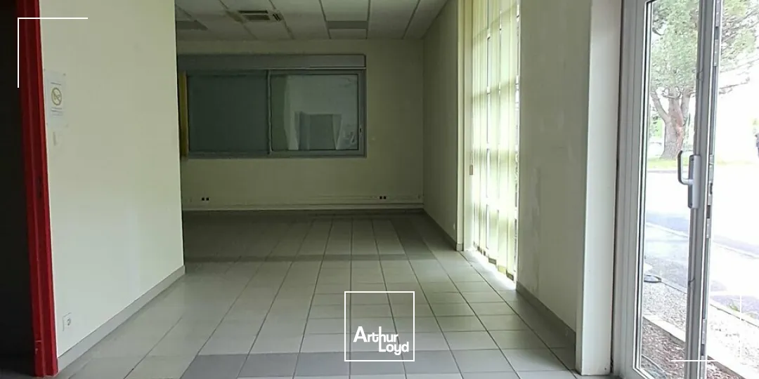 LOCAL D'ACTIVITE - ENTREPOT location à TERRASSON LAVILLEDIEU 24120