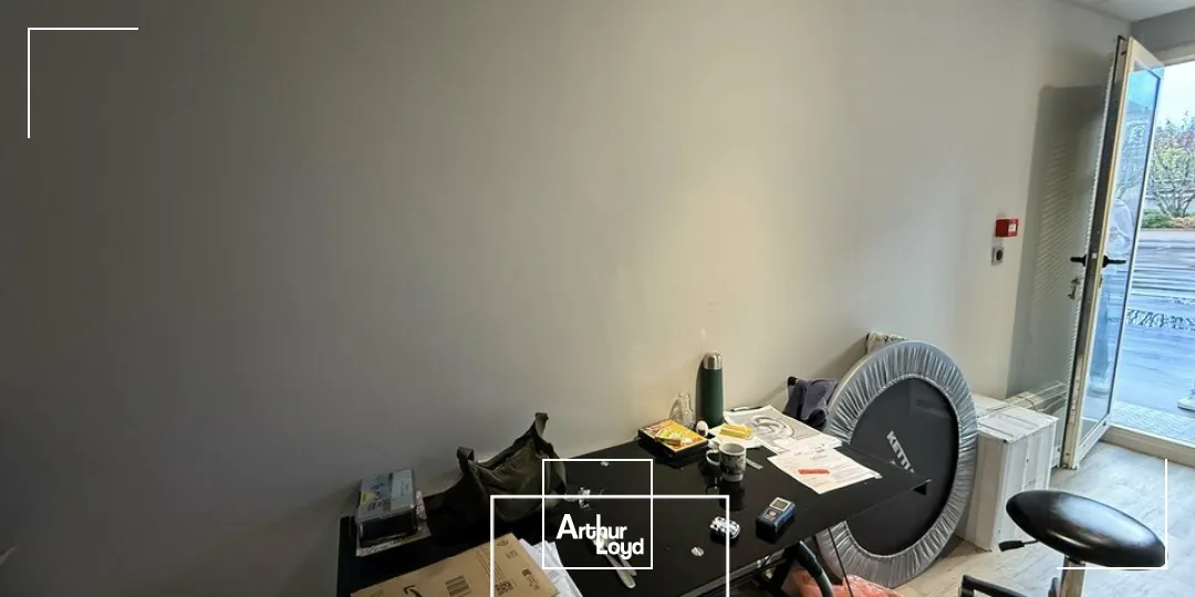 Cabinet Paramédical en RDC avec Parking Sécurisé et Démarrage Immédiat