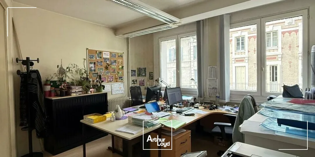 BUREAUX vente à TULLE 19000