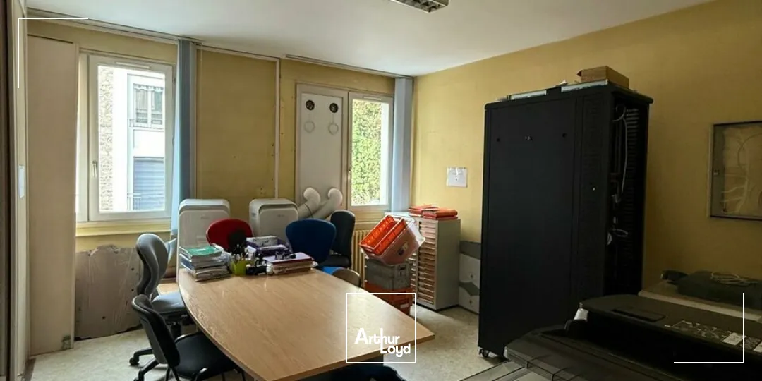 BUREAUX vente à TULLE 19000