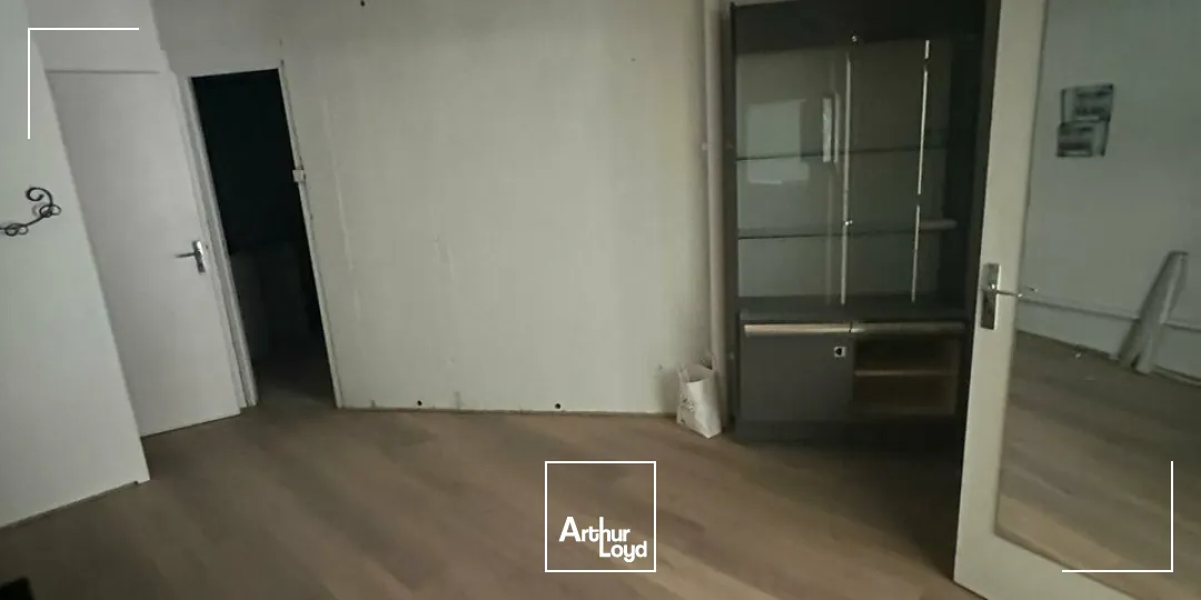 LOCAL COMMERCIAL location et vente à BRIVE-LA-GAILLARDE 19100