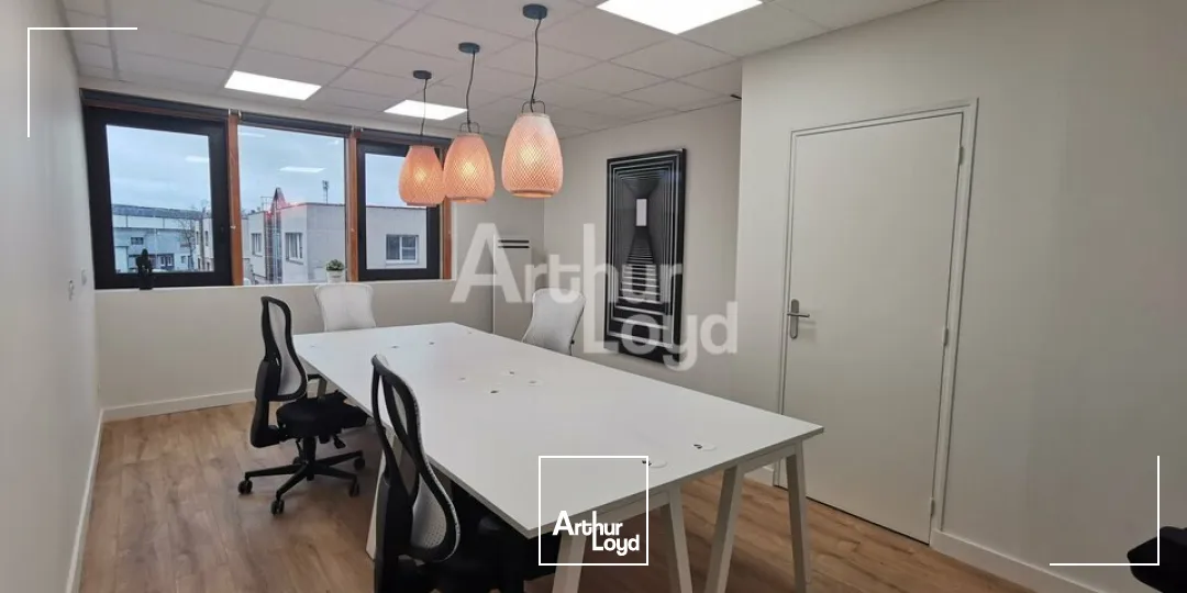 CESSON SEVIGNE - BUREAUX A LOUER - 143 M²