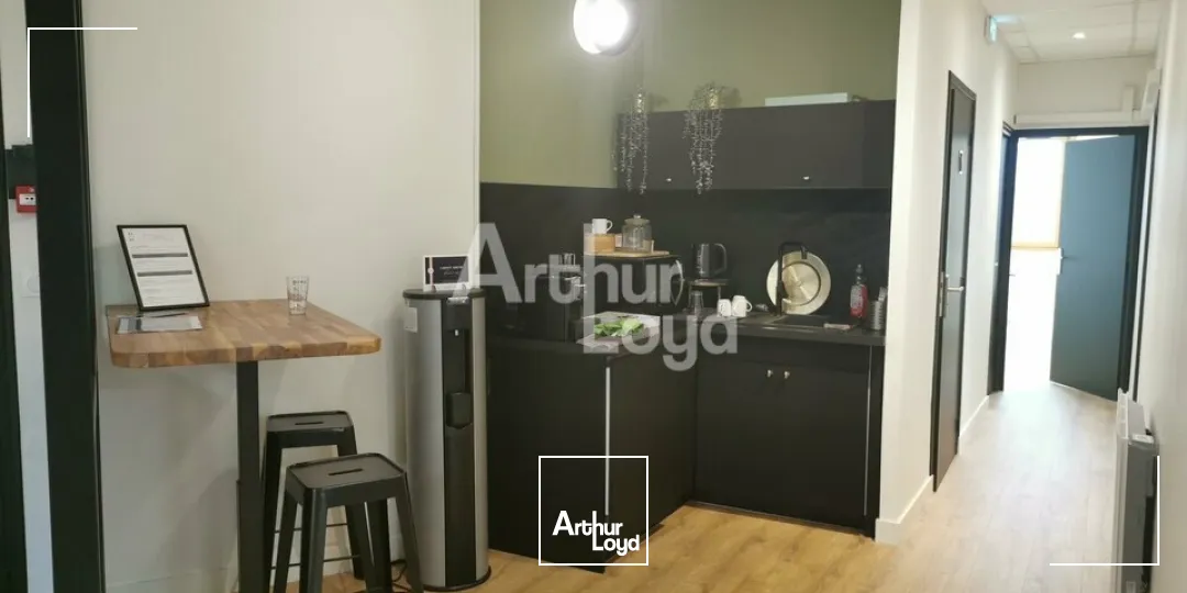 CESSON SEVIGNE - BUREAUX A VENDRE - 143 M²