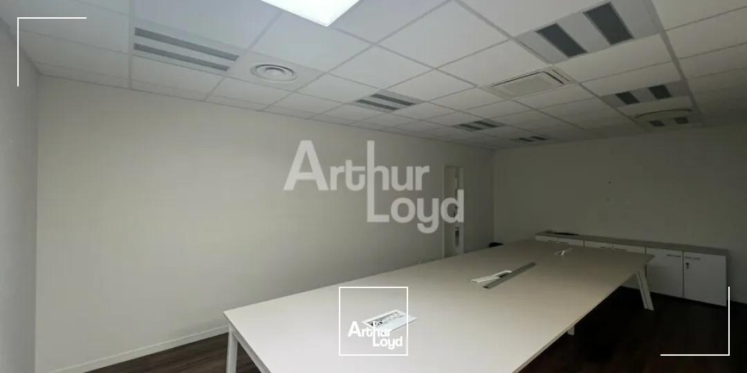 RARE - CESSON SEVIGNE - BUREAUX A VENDRE AVEC VISIBILITE 