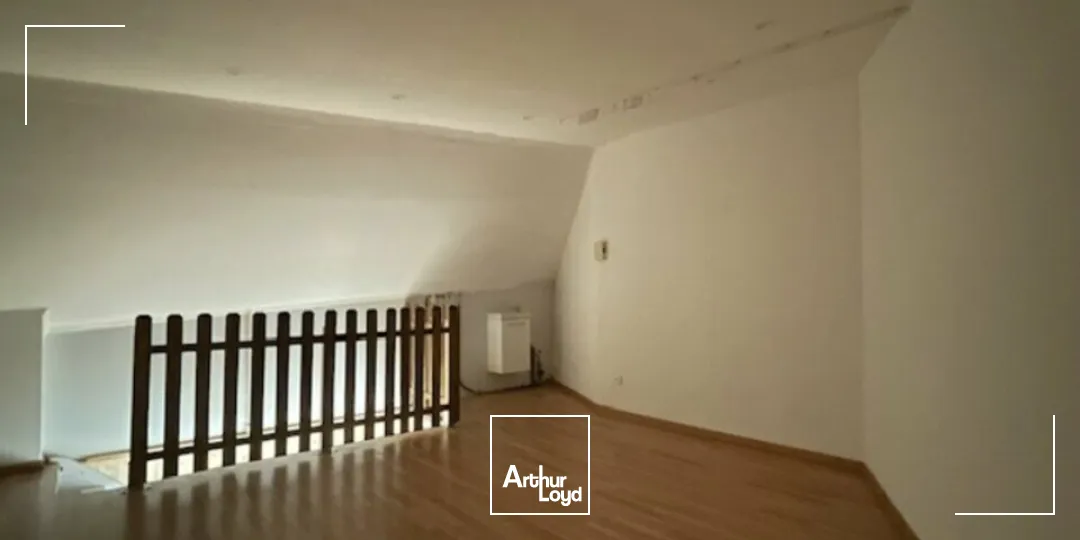 LOCAL COMMERCIAL 22M² - LOCATION - RUE CLEMENCEAU