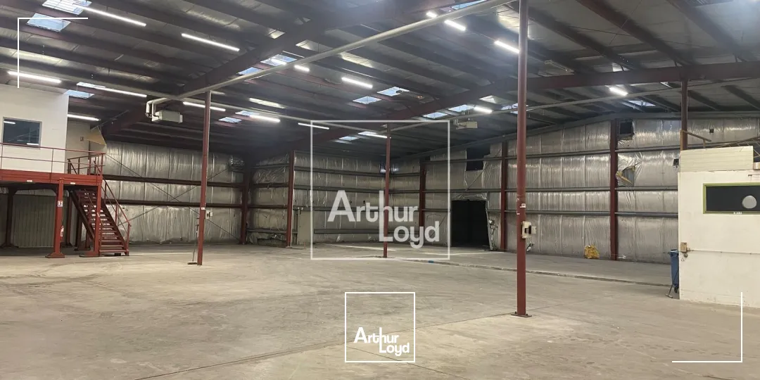 Local d'activité/entrepôt à louer GIERES