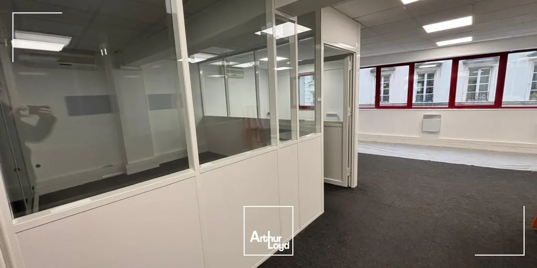 Bureaux à louer à PARIS 75010