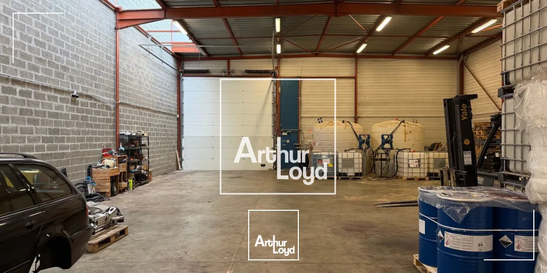 Local d’activité à louer à Toulouse avec entrepôt de 302 m²