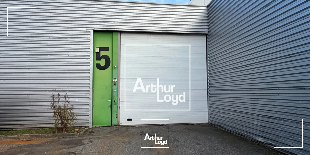 Local d’activité à louer à Toulouse avec entrepôt de 302 m²