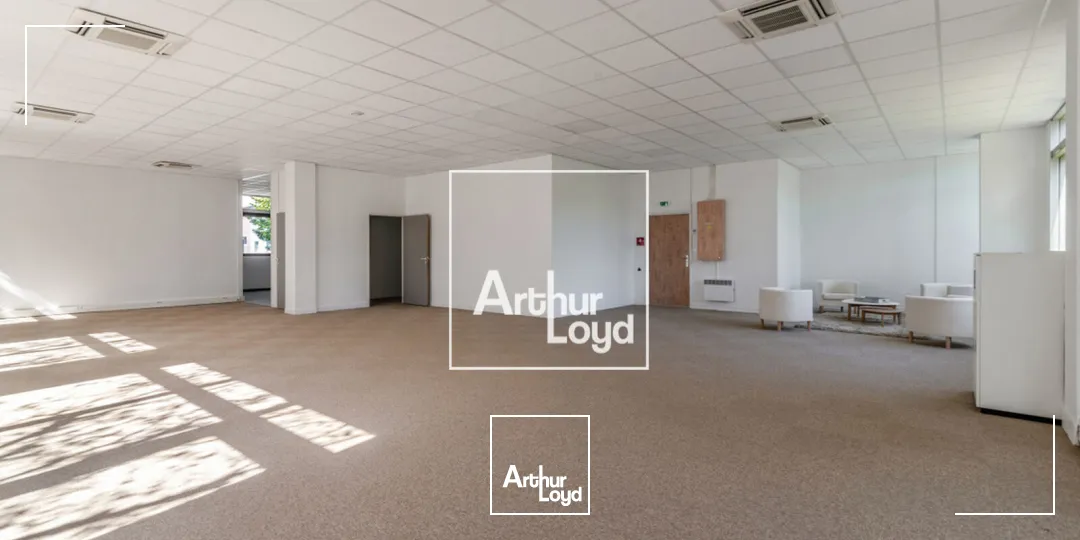 BUREAUX À LOUER - FUTUROPOLIS - TROIS PLATEAUX - TOULOUSE SUD