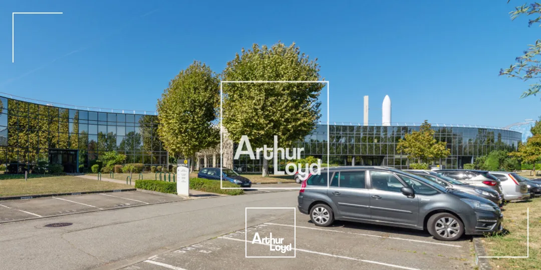 BUREAUX À LOUER - FUTUROPOLIS - TROIS PLATEAUX - TOULOUSE SUD