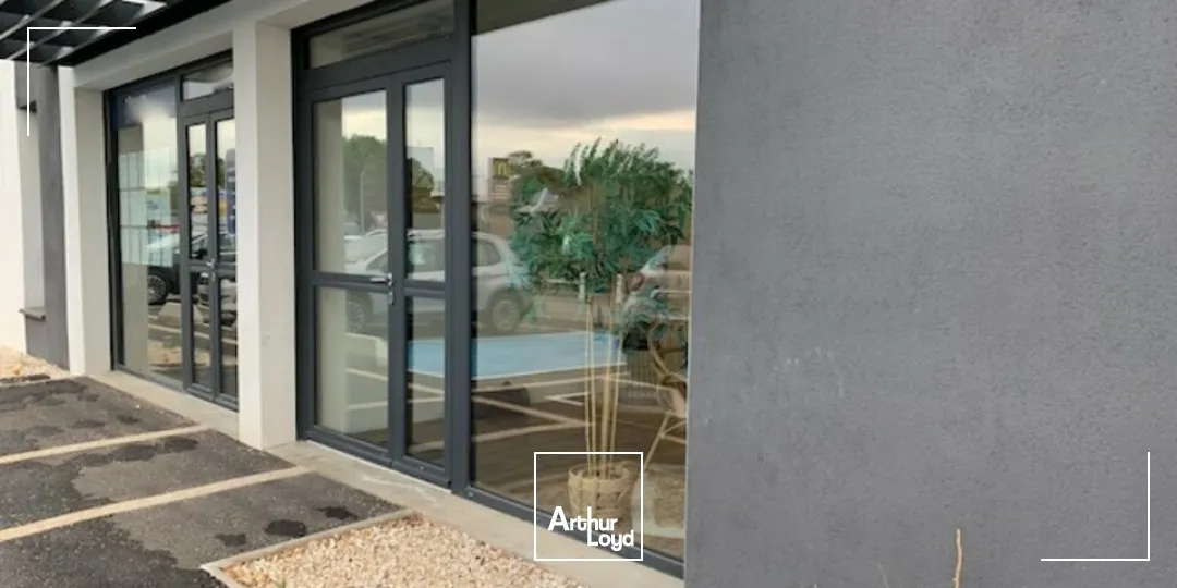 Avignon ZI Fontcouverte - Bureaux à louer - local commercial