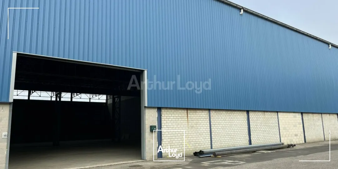 LOCAL D'ACTIVITE - ENTREPOT à LOUER de 1610 m²