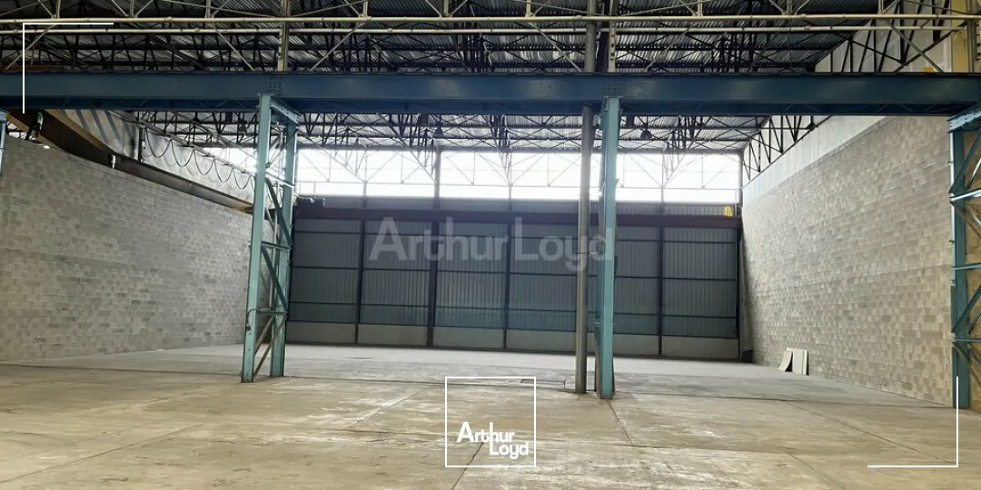 LOCAL D'ACTIVITE - ENTREPOT à LOUER de 1610 m²