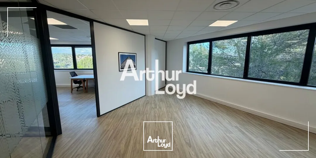 Ecoryzon - Bureaux rénovés 424.96 m² en R+1 à vendre - Sophia Antipolis