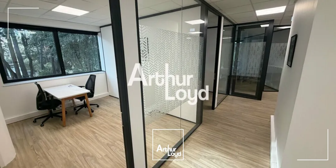 Ecoryzon - Bureaux rénovés 424.96 m² en R+1 à vendre - Sophia Antipolis