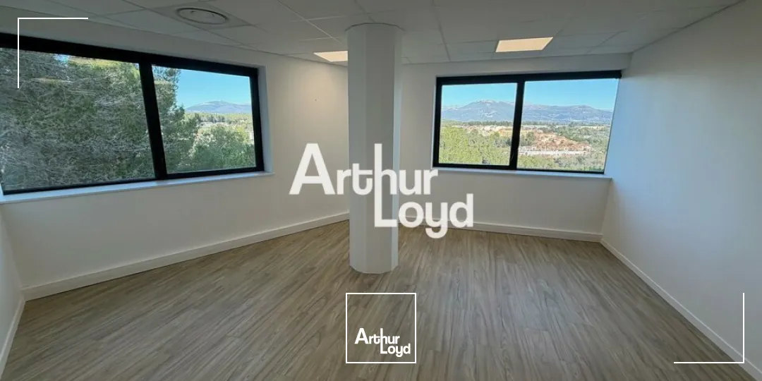 Ecoryzon - Bureaux rénovés 424.96 m² en R+1 à vendre - Sophia Antipolis