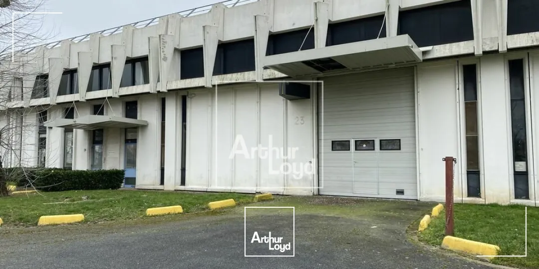 EVRY COURCOURONNES ENTREPOT A LOUER