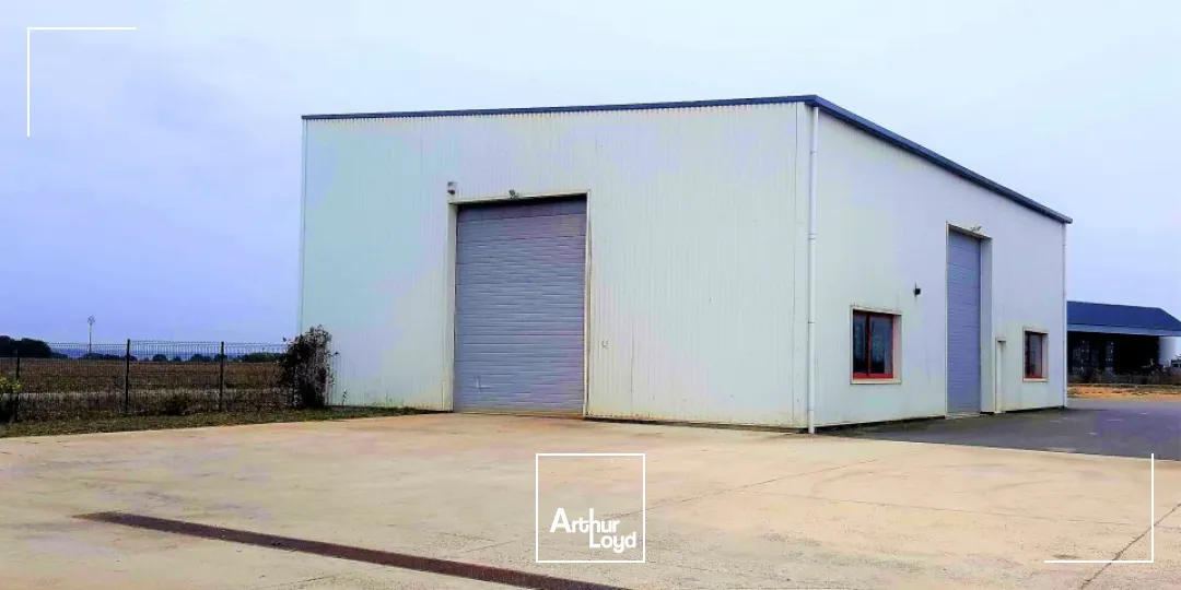Poitiers Ouest - bureaux et entrepôt de 500 m² et terrain de 9351 m²