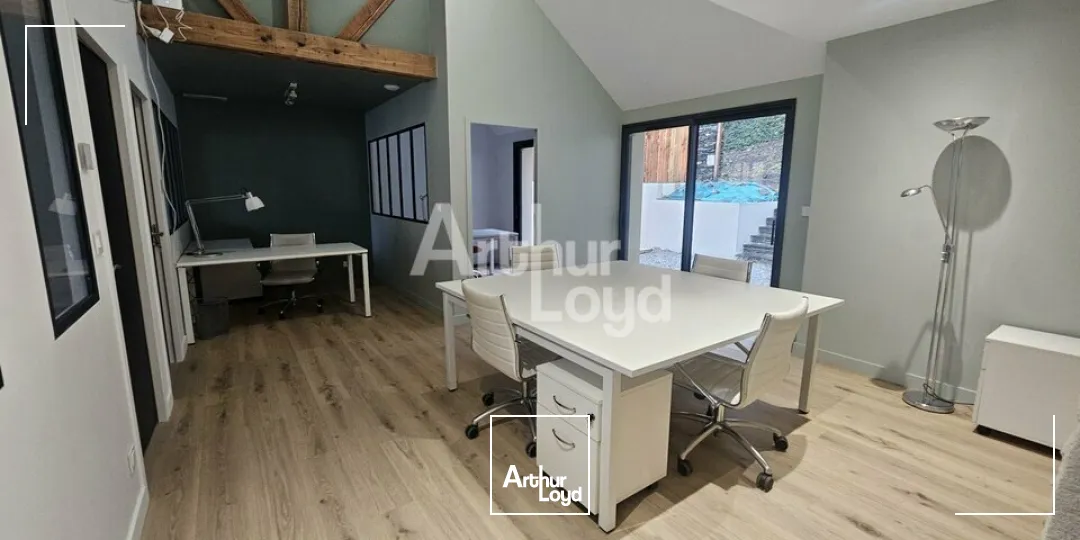 Angers proche gare bureaux de 57,50 m² à louer, meublés avec belles prestations 