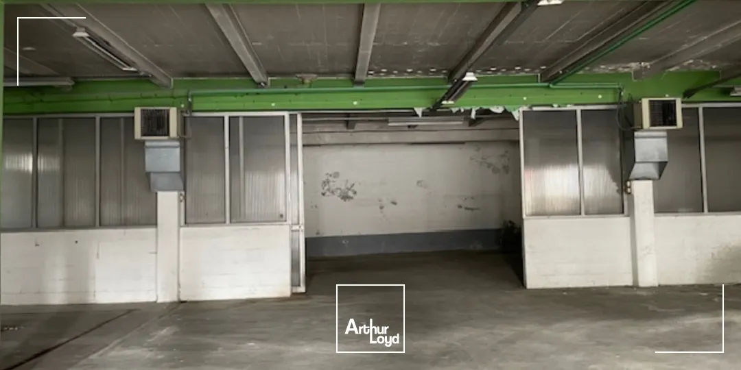 Local de 630 m2 à louer immédiatement sur un axe passant, proche du centre-ville de Soissons avec accès PMR.