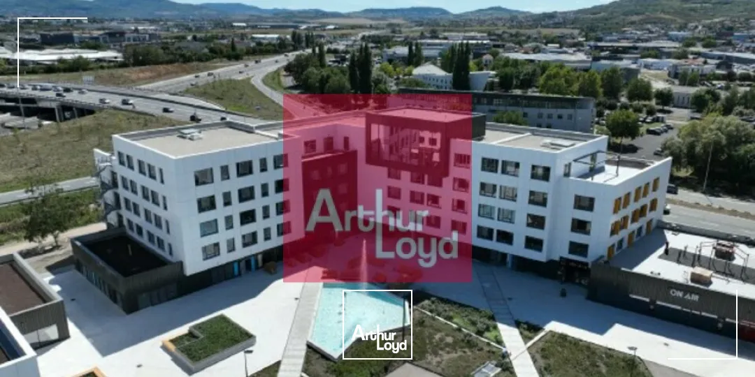 CLERMONT-FERRAND LA PARDIEU A VENDRE LOCAL COMMERCIAL 283 M²