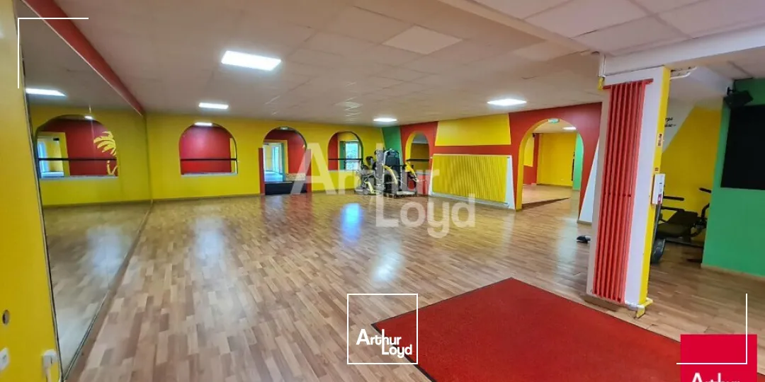 CHATEAUROUX - A VENDRE - LOCAL D'ACTIVITE - 525m² 