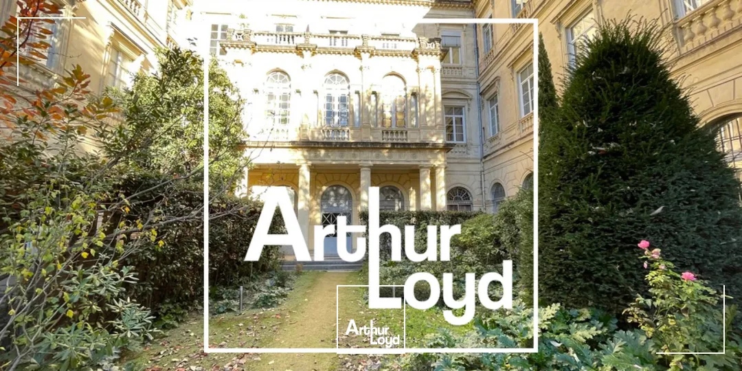 BUREAUX A LOUER 276 M²- MONTPELLIER JEU DE PAUME - PROXIMITE IMMEDIATE TRAMWAY 