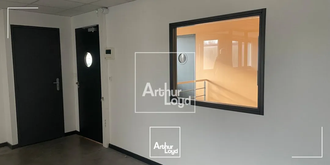 Locaux d'activité & Entrepôts - Location - SAINT MARTIN LE VINOUX - 38950 - 440-440 - 7600994