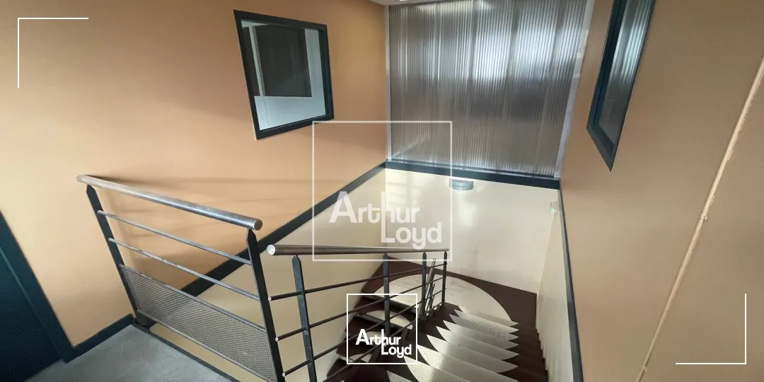 Locaux d'activité & Entrepôts - Location - SAINT MARTIN LE VINOUX - 38950 - 440-440 - 7600992