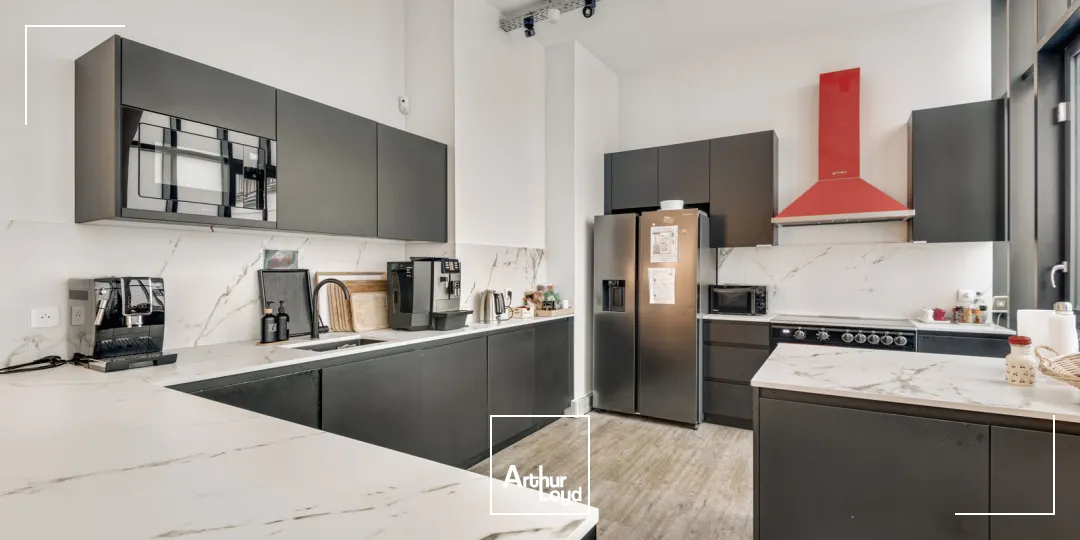 Bureaux à louer à PARIS 75017